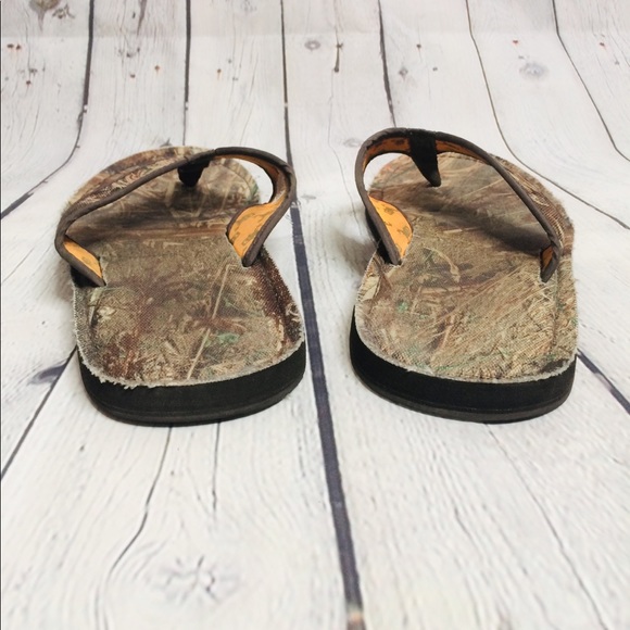Sanuk men’s jungle prints flip flops main image 8